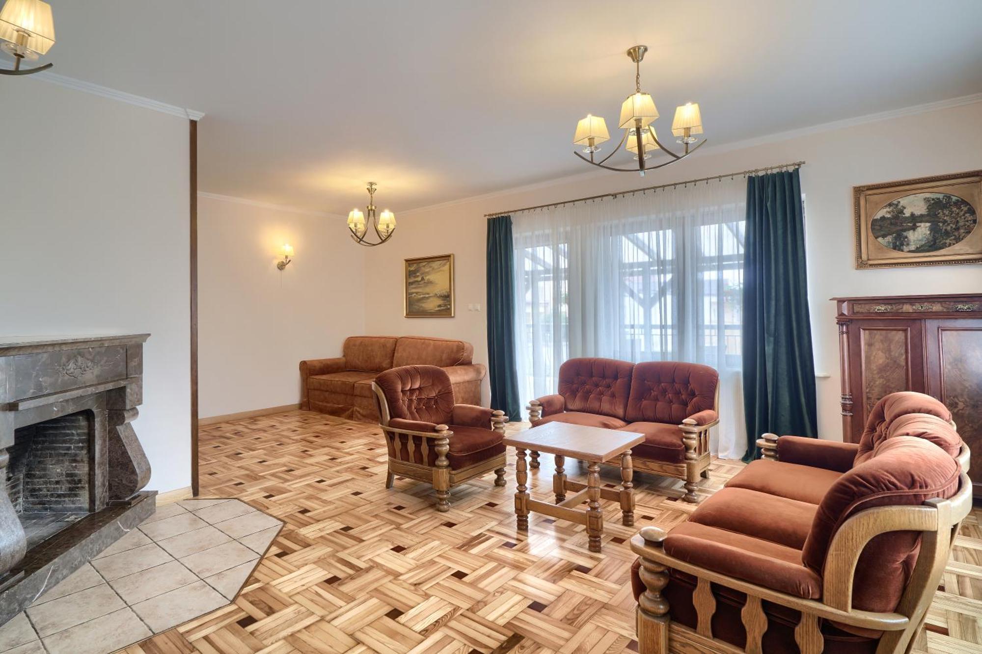 دارووفكو Pensjonat Tadeusz I Apartamenty W Darlowku المظهر الخارجي الصورة